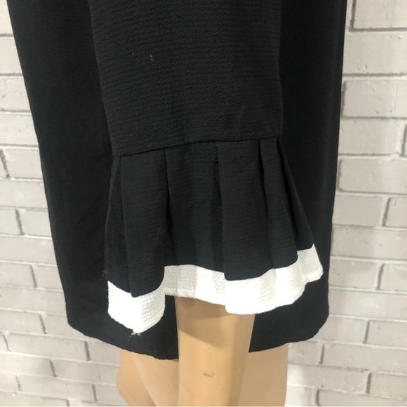 NY Collection Colorblock Top - Picture 3 of 7